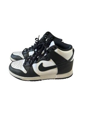 Nike Dunk Black & White Mid-Top Sneakers